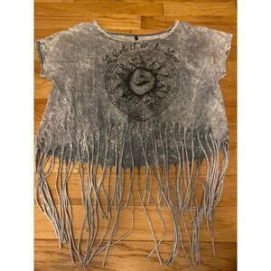 Love Culture women's grey faded wash short sleeve graphic shirt with fringe sz m